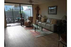 1965 GULF OF MEXICO DRIVE, LONGBOAT KEY, FL 34228 Sold 05/01/23