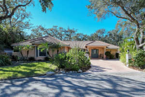 1287 WHITEHALL PLACE, SARASOTA, FL 34242 Sold 03/03/23