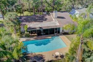 5524 BENEVA WOODS CIRCLE, SARASOTA, FL 34233 Sold 03/01/23