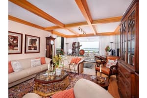 1255 GULFSTREAM AVENUE, SARASOTA, FL 34236 Sold 08/04/23