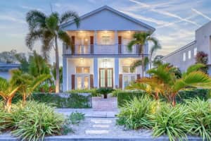 3538 ALMERIA AVENUE, SARASOTA, FL 34239 Sold 04/14/23