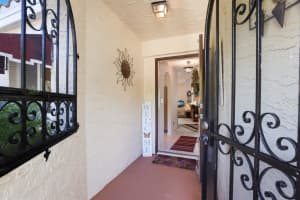 6101 34TH STREET, BRADENTON, FL 34210 Sold 03/30/23