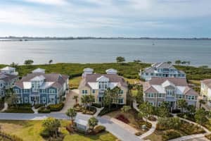 334 Castaway Cay Dr, Bradenton, FL 34209, Sold 03/15/23