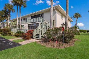 600 Manatee Ave, Holmes Beach, FL 34217, Sold 02/24/23