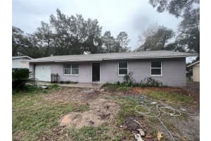 492 W Gardenia Dr