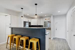 3309 RAMBLEWOOD PLACE, SARASOTA, FL 34237 Sold 03/20/23