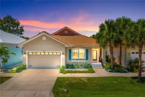 300 ISLAMORADA DRIVE, NOKOMIS, FL 34275 Sold 03/27/23
