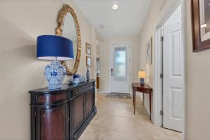 4716 Silvermoss Drive Sarasota, FL 34243 Sold 05/23/23
