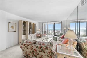 5880 MIDNIGHT PASS ROAD, SARASOTA, FL 34242 Sold 03/31/23