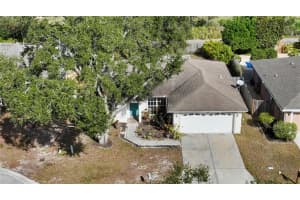 2737 FEIFFER CIRCLE, SARASOTA, FL 34235 Sold 02/21/23