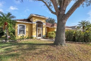 4933 79th St E, Bradenton, FL 34203, Sold 04/28/23