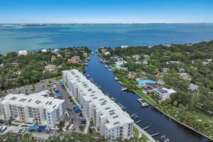 1709 TAMIAMI TRAIL, SARASOTA, FL 34234 Sold 03/03/23