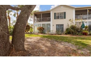 406 LAUREL LAKE DRIVE, VENICE, FL 34292 Sold 04/18/23