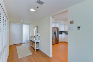 1255 GULFSTREAM AVENUE, SARASOTA, FL 34236 Sold 11/14/23