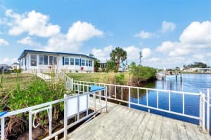 124 ISLAND POINT ROAD, NORTH PORT, FL 34287 Sold 02/28/23