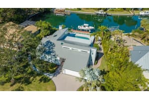 511 PUTTER LANE, LONGBOAT KEY, FL 34228 Sold 03/27/23