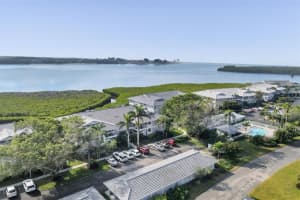 1285 EDGEWATER CIRCLE, BRADENTON, FL 34209 Sold 07/14/23