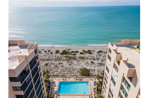 627 ALHAMBRA ROAD, VENICE, FL 34285 Sold 02/27/23