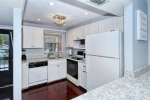 2522 CLUBHOUSE DRIVE, SARASOTA, FL 34232 Sold 05/17/23