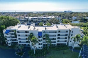 825 OSPREY AVENUE, SARASOTA, FL 34236 Sold 02/20/23