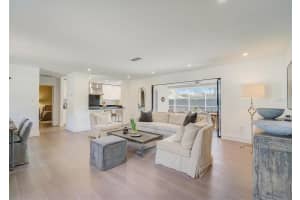 2902 MAYFLOWER STREET, SARASOTA, FL 34231 Sold 03/31/23