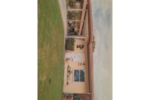 6514 AUBURN AVENUE, BRADENTON, FL 34207 Sold 03/09/23