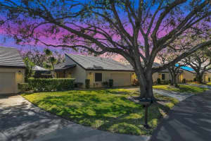 3908 GLEN OAKS MANOR DRIVE, SARASOTA, FL 34232 Sold 02/28/23