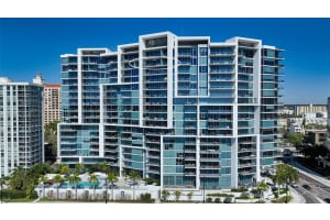 1155 GULFSTREAM AVENUE, SARASOTA, FL 34236 Sold 04/19/23