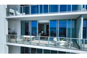 1155 GULFSTREAM AVENUE, SARASOTA, FL 34236 Sold 04/19/23