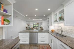 5780 MIDNIGHT PASS ROAD, SARASOTA, FL 34242 Sold 03/17/23