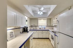 3122 LAKE BAYSHORE DRIVE, BRADENTON, FL 34205 Sold 06/07/23