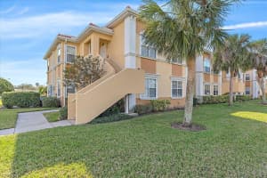 2950 Viscaya Pl, Sarasota, FL 34237, Sold 03/08/23