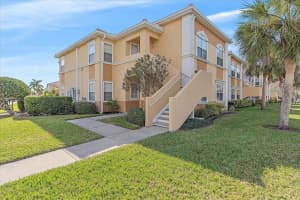 2950 Viscaya Pl, Sarasota, FL 34237, Sold 03/08/23