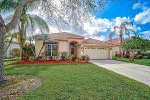 5936 SANDSTONE AVENUE, SARASOTA, FL 34243 Sold 03/31/23