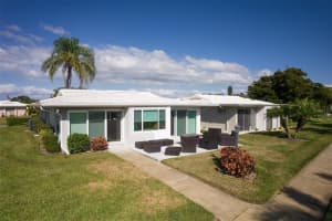 3244 SUFFOLK LANE, SARASOTA, FL 34239 Sold 03/17/23