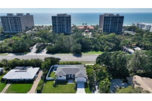 1220 BOGEY LANE, LONGBOAT KEY, FL 34228 Sold 05/22/23