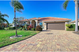 3601 72ND AVENUE CIRCLE, SARASOTA, FL 34243 Sold 04/18/23