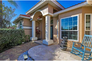 3601 72ND AVENUE CIRCLE, SARASOTA, FL 34243 Sold 04/18/23