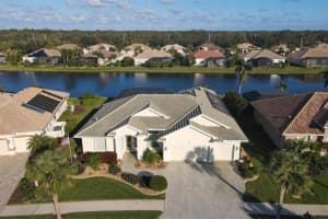 330 OTTER CREEK DRIVE, VENICE, FL 34292 Sold 05/16/23