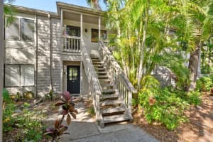 1621 Boathouse Cir, Sarasota, FL 34231, Sold 04/11/23