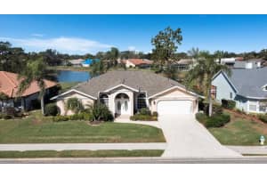 5021 SOUTHERN PINE CIRCLE, VENICE, FL 34293 Sold 03/23/23
