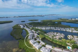 1181 EDGEWATER CIRCLE, BRADENTON, FL 34209 Sold 05/04/23
