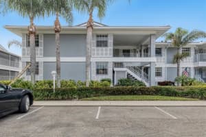 1181 EDGEWATER CIRCLE, BRADENTON, FL 34209 Sold 05/04/23