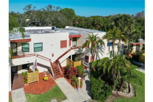 203 SPRING LAKES BOULEVARD, BRADENTON, FL 34210 Sold 04/28/23