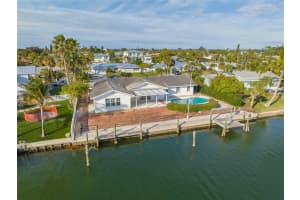 622 CONCORD LANE, HOLMES BEACH, FL 34217 Sold 05/24/23