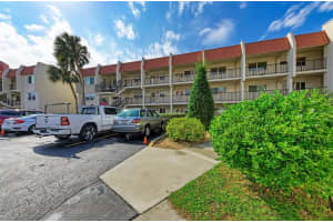 260 SANTA MARIA STREET, VENICE, FL 34285 Sold 05/18/23