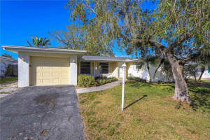 3133 REGATTA CIRCLE, SARASOTA, FL 34231 Sold 04/28/23