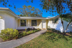 3133 REGATTA CIRCLE, SARASOTA, FL 34231 Sold 04/28/23
