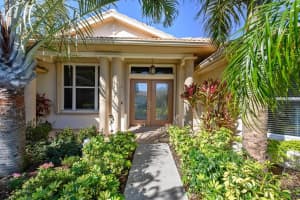 6736 DEERING CIRCLE, SARASOTA, FL 34240 Sold 05/03/23