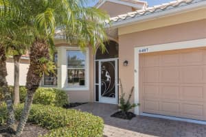 6407 43RD COURT, SARASOTA, FL 34243 Sold 04/06/23